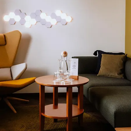 G'sund & Wasnerin - Adults Only